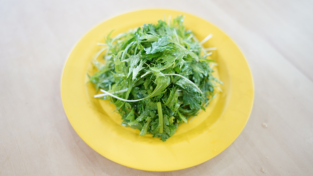 水菜と春菊のさっぱりサラダ